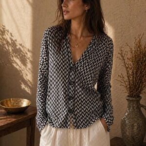 Tory Burch navy and white button up cartigan Size M
